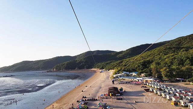 하나개해수욕장 짚라인(사진제공=인천관광공사)