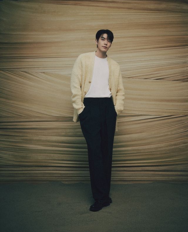 영화 '무도실무관'에서 이정도 역을 맡은 배우 김우빈 / 사진 : 넷플릭스 제공