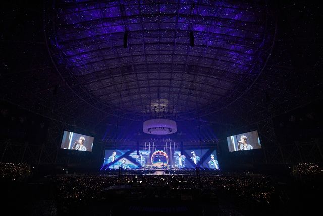 [공연뷰] 한 편의 영화처럼…NCT 127이 완성한 'THE MOMENTUM'