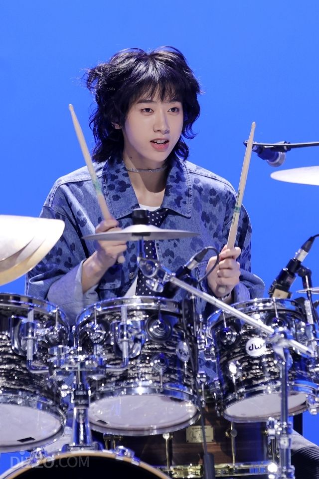 하이파이유니콘이 전하는 청춘의 순간, '틴에이지 블루'로 컴백 [포토]