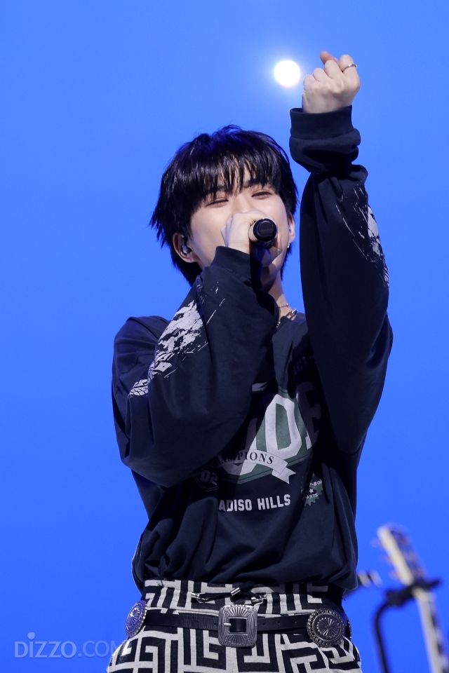 하이파이유니콘이 전하는 청춘의 순간, '틴에이지 블루'로 컴백 [포토]