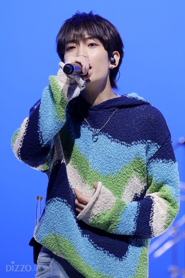 하이파이유니콘이 전하는 청춘의 순간, '틴에이지 블루'로 컴백 [포토]