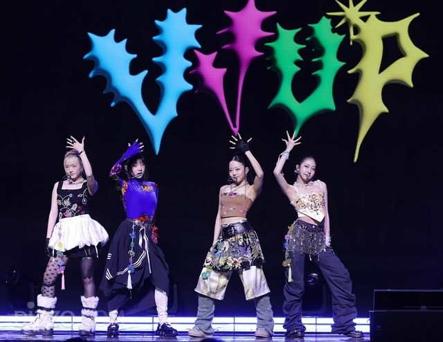 VVUP이랑 'House Party' 할 사람 모집합니다 [포토]