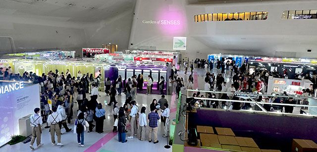 서울 동대문디자인플라에서 진행하는 ‘컬리뷰티페스타 2025’ 에 많은 방문객들이 찾았다./사진=김경희