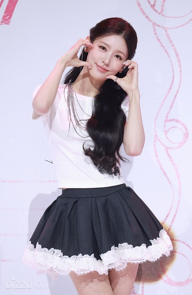 [종합] 3년 6개월 만에 돌아온 아이들 미연 "성숙한 모습 보여드리고 싶었다"