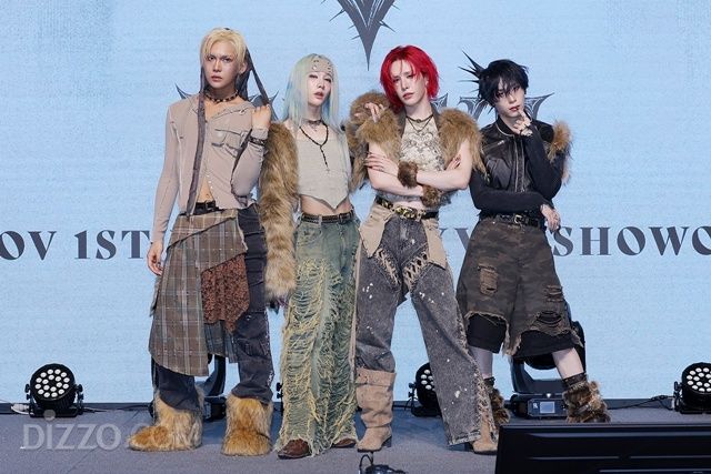 '컴백' XLOV, K-팝 최초 젠더리스 그룹만의 '대체불가 아우라' [포토]