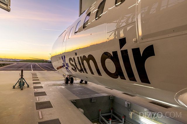 툴루즈에서 도색 공정을 마치고 일출을 맞는 섬에어 1호기(사진제공=섬에어)