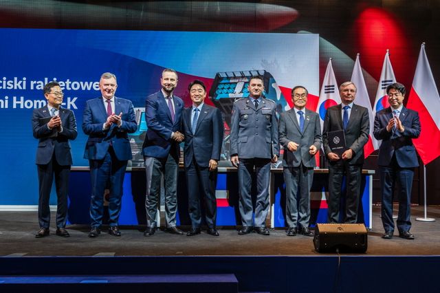 천무 3차 실행계약 체결식 / 사진 제공=한화에어로스페이스