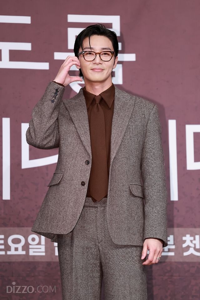 박서준, 원지안과 11살 차 부담 딛고 보여줄 깊어진 로맨스…'경도를 기다리며' [종합]