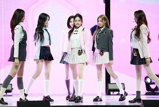 [종합] 하츠투하츠 "롤모델은 소녀시대…30주년 맞은 SM의 '더 퓨처' 될 것"