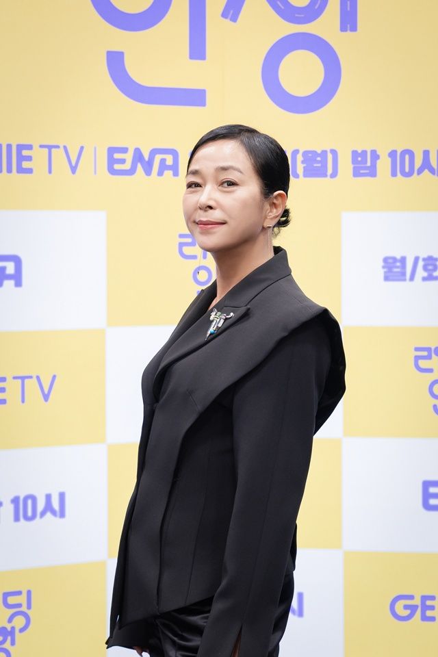 [종합] "부모에서 학부모가 됐을 때"…'7세 고시' 담은 '라이딩 인생'이 전하고 싶은 것