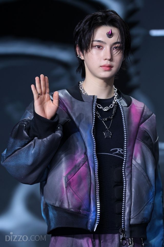 뉴비트, 시작부터 강렬하다…가요계의 유니콘 예고하는 독보적 비주얼 [포토]