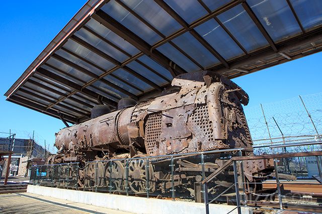 파주_임진각 평화누리공원에 있는 경의선 장단역 증기기관차(사진제공=한국관광공사)