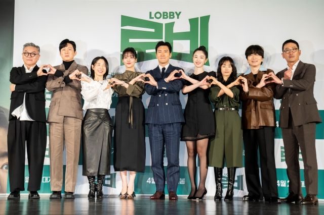 [종합] 하정우→차주영의 말맛 앙상블…골프 몰라도 웃긴 블랙 코미디 '로비'