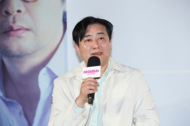 [종합] "하트 뿅뿅한 상태로 찍었다"…배두나표 러블리 로맨스, '바이러스'