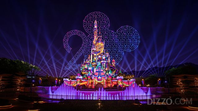 하늘까지 수놓는 '마법 파티'... 홍콩 디즈니랜드 리조트 20주년 축제 화려한 서막