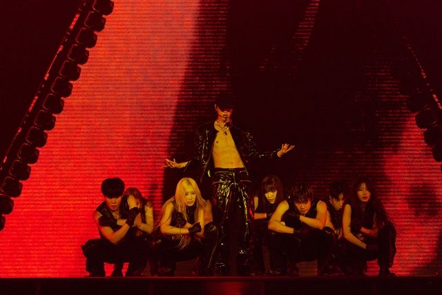 [공연뷰] '영원'을 약속한 카이의 세상으로 로그'ON'