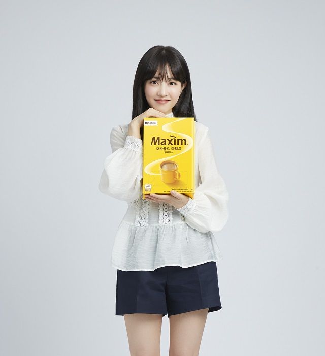 맥심 모카골드 모델인 배우 박보영/동서식품