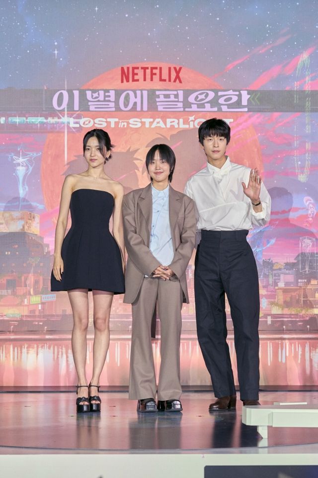 [종합] 김태리X홍경, 이유 있는 조합…'이 별에 필요한' 넷플릭스 첫 韓 애니 출격