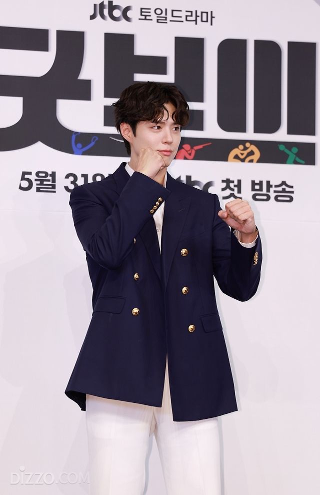 [종합] '부상 투혼' 박보검X'연기 변신' 김소현의 완성형 케미, '굿보이'