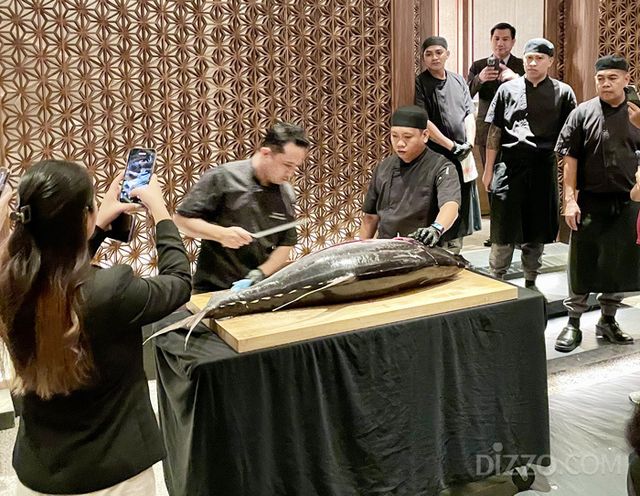 솔레어 리조트 노스 1주년을 맞아 열린 야쿠미 참치 해체쇼(사진촬영=서미영 기자)