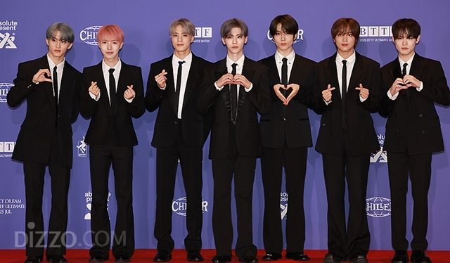 [종합] "이렇게 맛있는 서사가 있는 팀이 있을까"…NCT DREAM, 호버보드 타고 떠난 '시간여행'