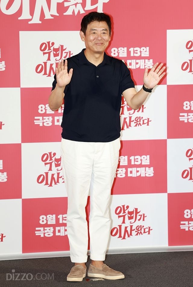 [종합] "한강까지 뛰어들었다"…'엑시트' 콤비 임윤아X이상근, 관객 홀릴 '악마가 이사 왔다'