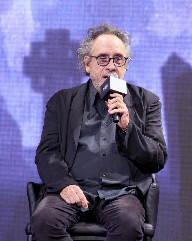 [종합] "심장이 시키는 대로"…팀 버튼X제나 오르테가의 진화한 협업, '웬즈데이2'