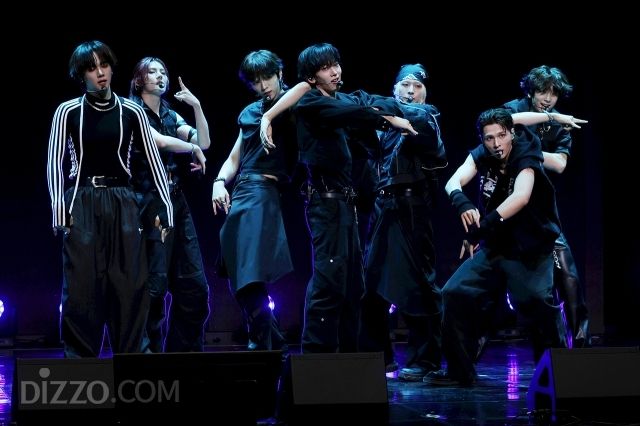 앰퍼샌드원, 반항기 넘치는 일곱 불량 천사…청량 벗은 '그게 그거지'로 컴백