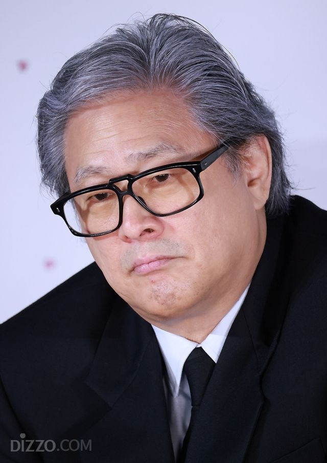 "박찬욱, 이번엔 칸 아닌 천만"…이병헌X손예진이라니 '어쩔수가없다' [종합]