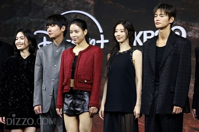 [종합] 마동석 향한 신뢰로 뭉친 팀 '트웰브', 신선한 K-히어로물로 글로벌 정조준