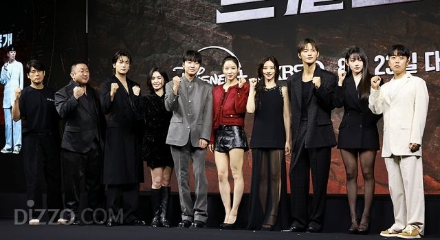 [종합] 마동석 향한 신뢰로 뭉친 팀 '트웰브', 신선한 K-히어로물로 글로벌 정조준