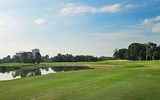 드라이버 랜딩 지점이 좁아 보이는 ISLAND 코스 6번홀./ 사진 출처=에디슨투어.