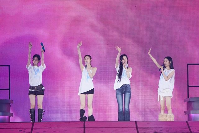 [공연뷰] "일어나라 그대여"…에스파가 '중심축'을 찾아가는 법