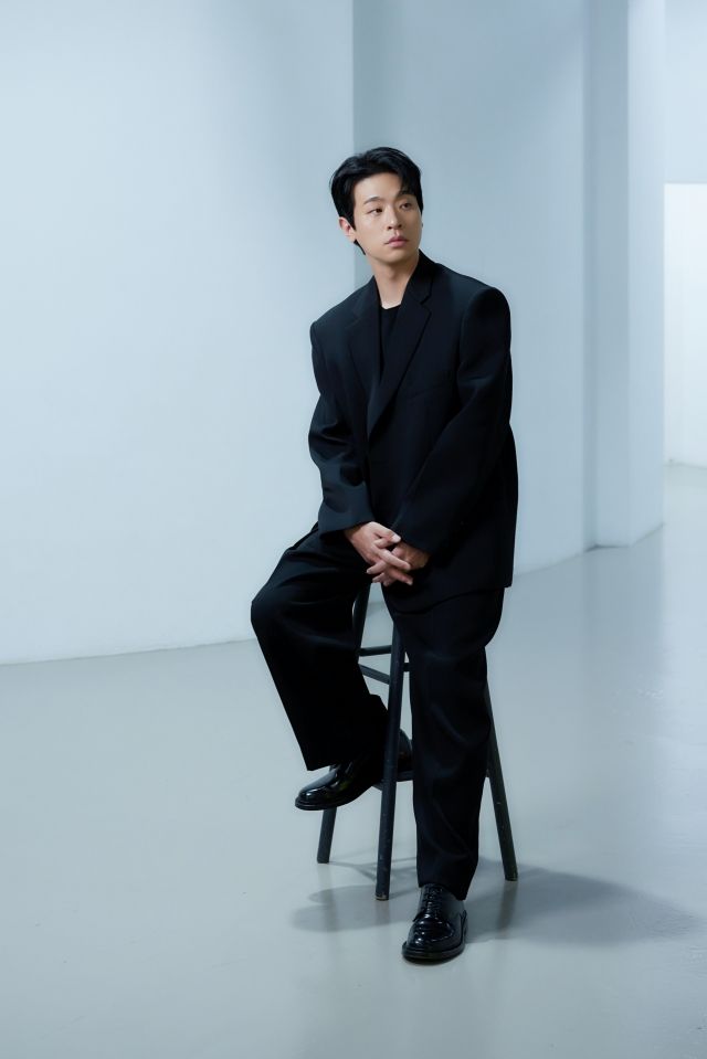 영화 '얼굴'에서 젊은 날의 임영규와 그의 아들 임동환의 모습을 연기한 배우 박정민 / 사진 : 플러스엠 엔터테인먼트/와우포인트(WOWPOINT)