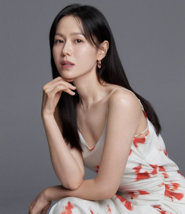 영화 '어쩔수가없다'에서 미리 역을 맡은 배우 손예진 / 사진 : 엠에스팀엔터테인먼트