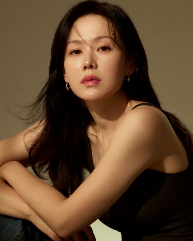 영화 '어쩔수가없다'에서 미리 역을 맡은 배우 손예진 / 사진 : 엠에스팀엔터테인먼트