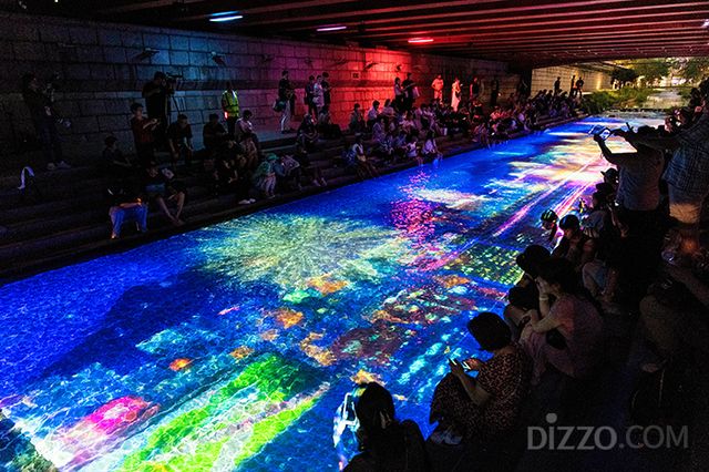 <청계 소울 오션> 수면 미디어아트 전시 작품(사진제공=서울관광재단)