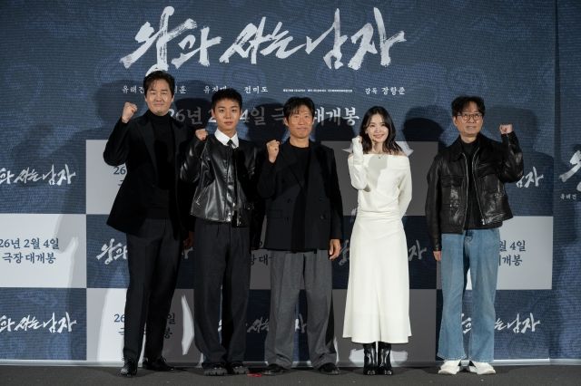 유해진·박지훈도 눈물…실록에 더해진 깊은 울림 '왕과 사는 남자' [종합]