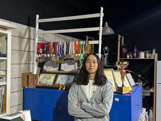 인천의 한 박스에서 국내 1세대 크로스피터이자, 케틀벨 스포츠 국가대표 출신인 크로스핏 마하의 심동민 관장을 만났다./염도영 기자