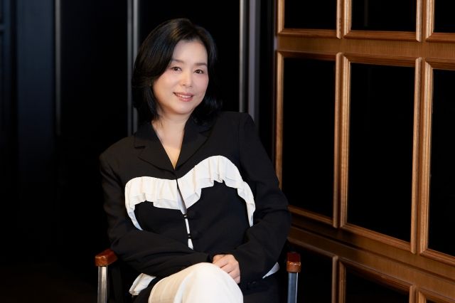 영화 '넘버원'에서 엄마 은실 역을 맡은 배우 장혜진 / 사진 : 바이포엠스튜디오 제공