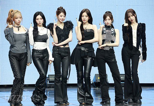 [종합] 아이브, 'REVIVE+'로 재점화 "다음이 궁금해지는 아티스트 되고 싶다"