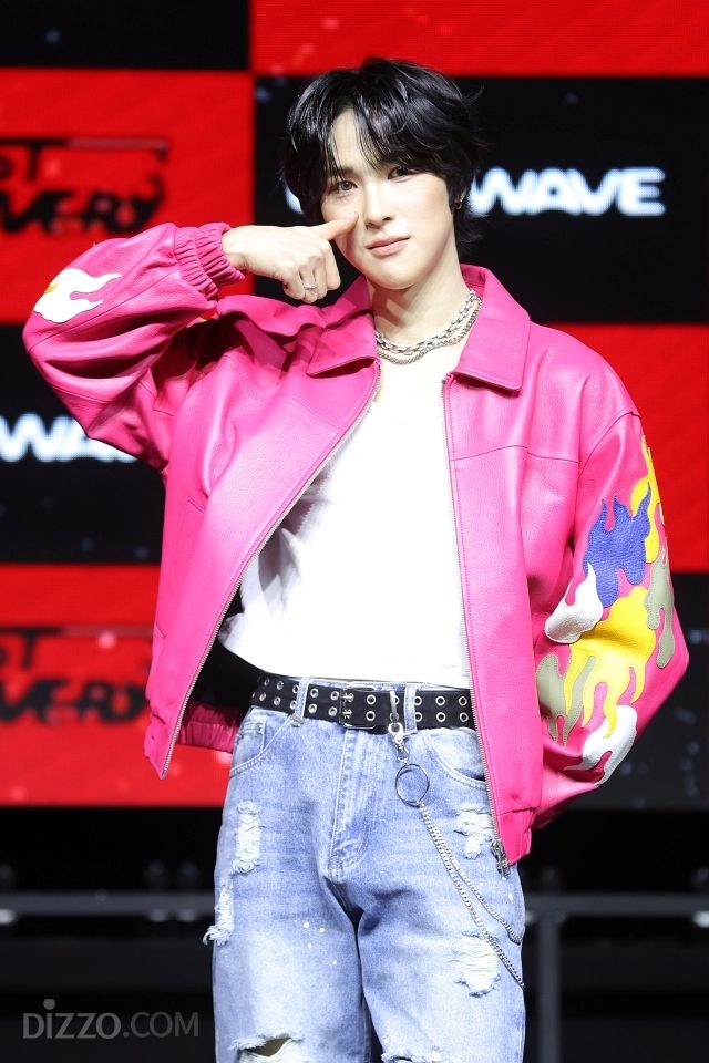 데일리 디렉션, 파워풀한 '룸바둠바'로 가요계 출사표 [포토]