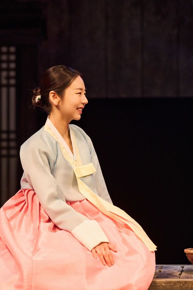 연극 '그때도 오늘2: 꽃신' 공연 모습 / 사진 : 극단 간다 제공