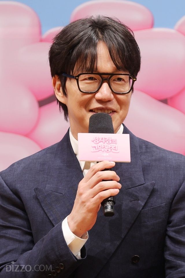 "'더시즌즈' MC 성시경, 모두가 끄덕인 선택"…귀를 사로잡을 '고막남친' [종합]