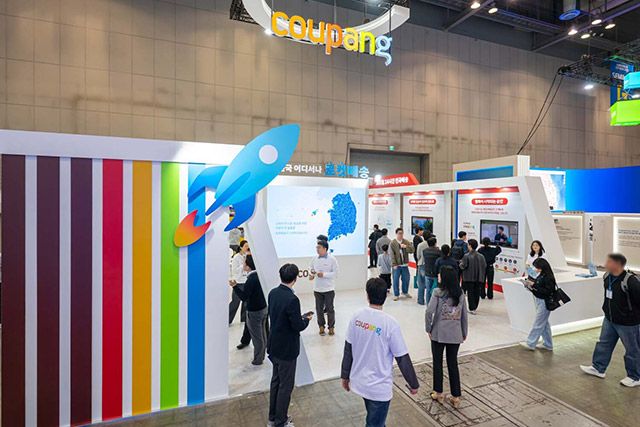 오는 3일까지 일산 킨텍스에서 진행되는 ‘2026 국제물류산업대전’에 참가한 쿠팡 부스 전경./사진=쿠팡