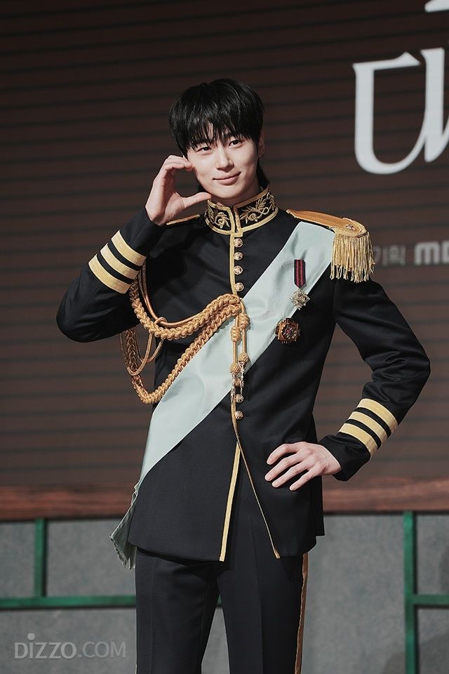 아이유·변우석, 10년 서사 완성…"설렘부터 다르다" 자신한 '21세기 대군부인' [종합]