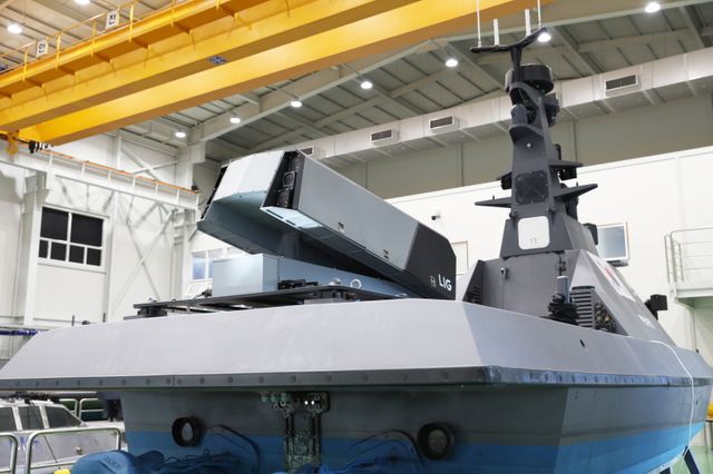 LIG 디앤에이의 무인수상정 해검-II에 탑재된 비궁 발사대의 모습 / 사진 제공=LIG 디앤에이