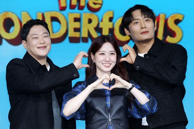 [종합] 재회한 유인식 감독X박은빈, 코믹 히어로물 '원더풀스'로 '우영우' 흥행 이을까