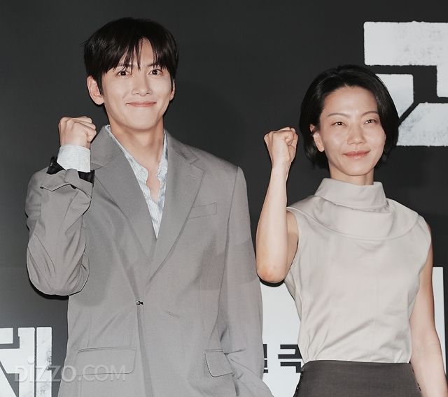 영화 '군체' 언론시사회에 참석한 배우 지창욱,김신록 / 사진 : 디지틀조선일보DB